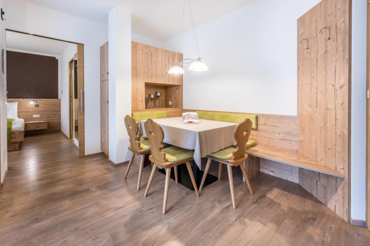 Apartamento Haus Zur Vogelweide App 1 Dobbiaco Exterior foto